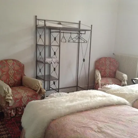 B&B Maison De La Paloumere Sallespisse
